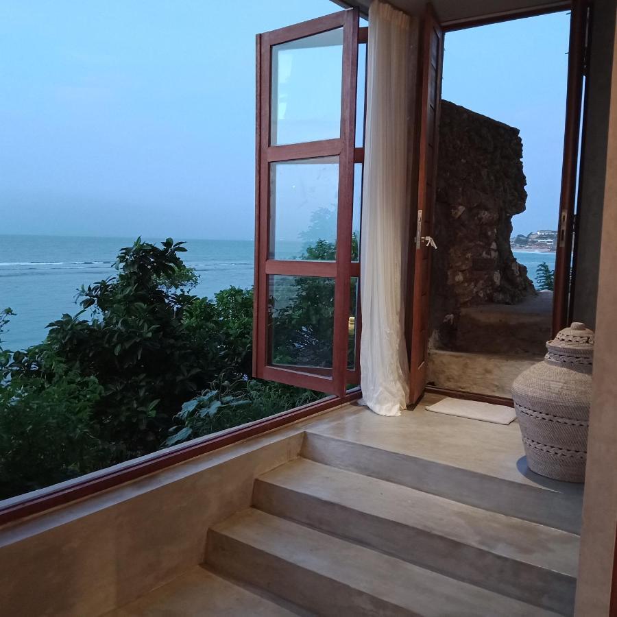 Villa V Uluwatu 외부 사진