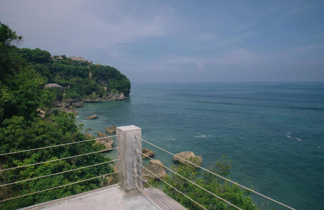 Villa V Uluwatu 외부 사진