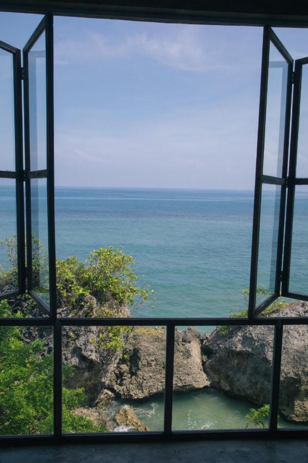 Villa V Uluwatu 외부 사진